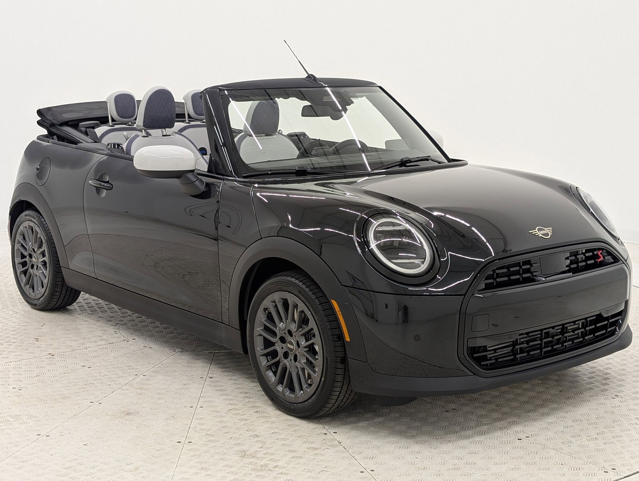 New 2026 MINI Cooper S image 6