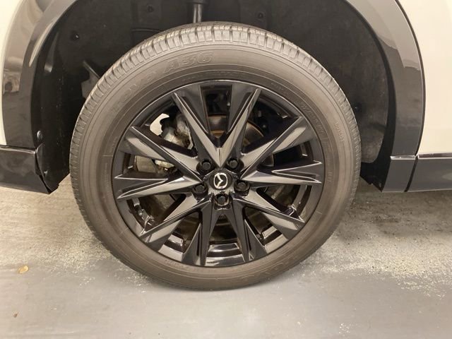 Used 2024 MAZDA CX-5 Carbon Edition image 29