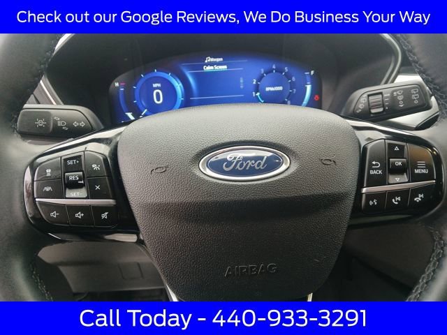 Certified 2022 Ford Escape Titanium w/ Class II Trailer Tow Package image 35