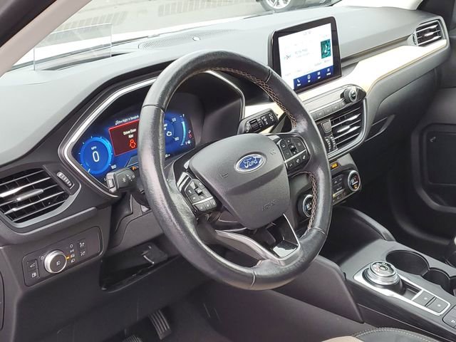 Certified 2021 Ford Escape Titanium w/ Titanium Elite Package image 12