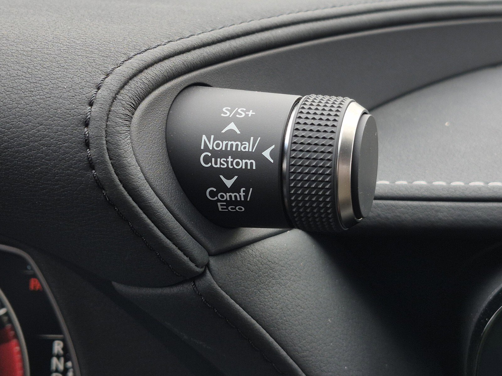 Used 2022 Lexus LS 500 w/ Interior Upgrade Package RWD image 34