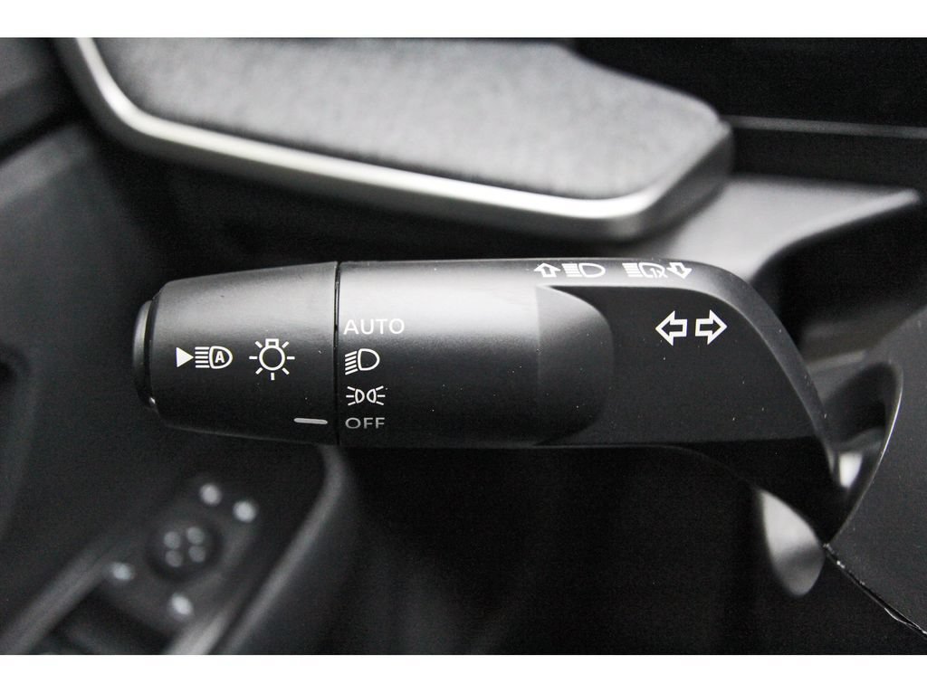 Certified 2026 Nissan Kicks SV FWD image 17