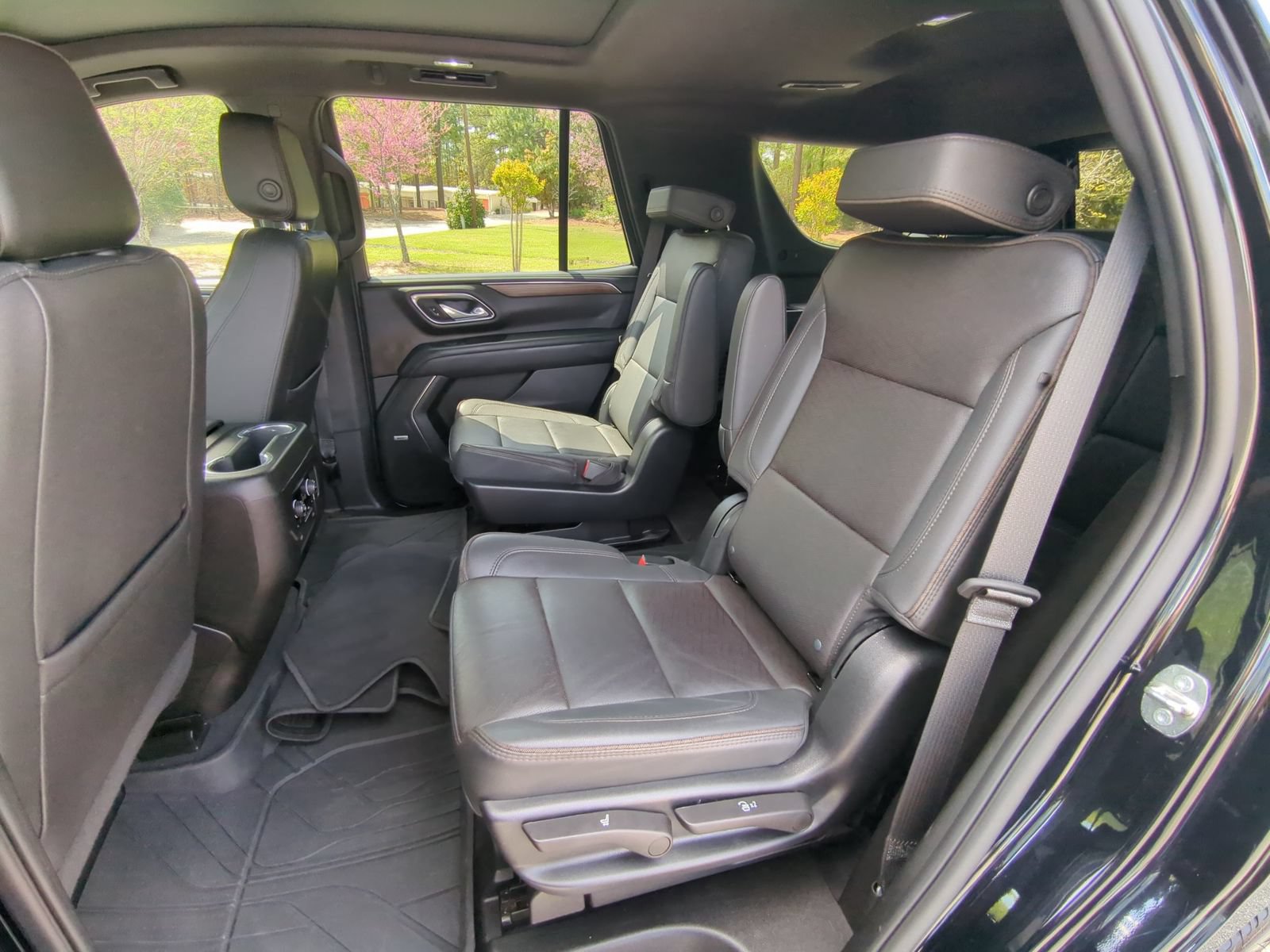 Used 2023 Chevrolet Tahoe High Country AWD/4WD image 30