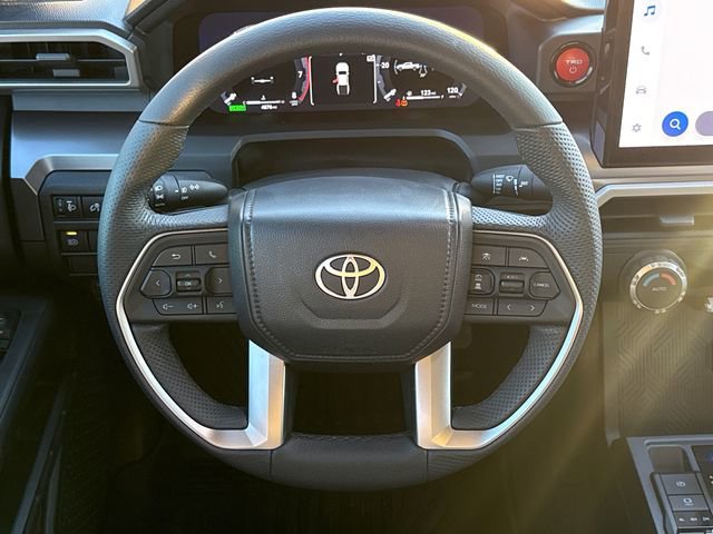 Used 2025 Toyota Tacoma TRD Off-Road AWD/4WD image 18