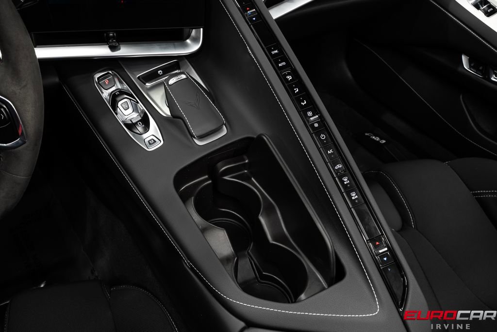 Used 2024 Chevrolet Corvette Stingray Convertible w/ 1LT image 29