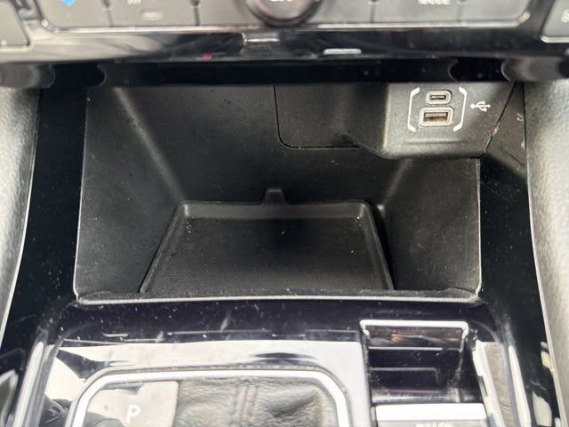 Used 2024 Jeep Compass Limited image 22