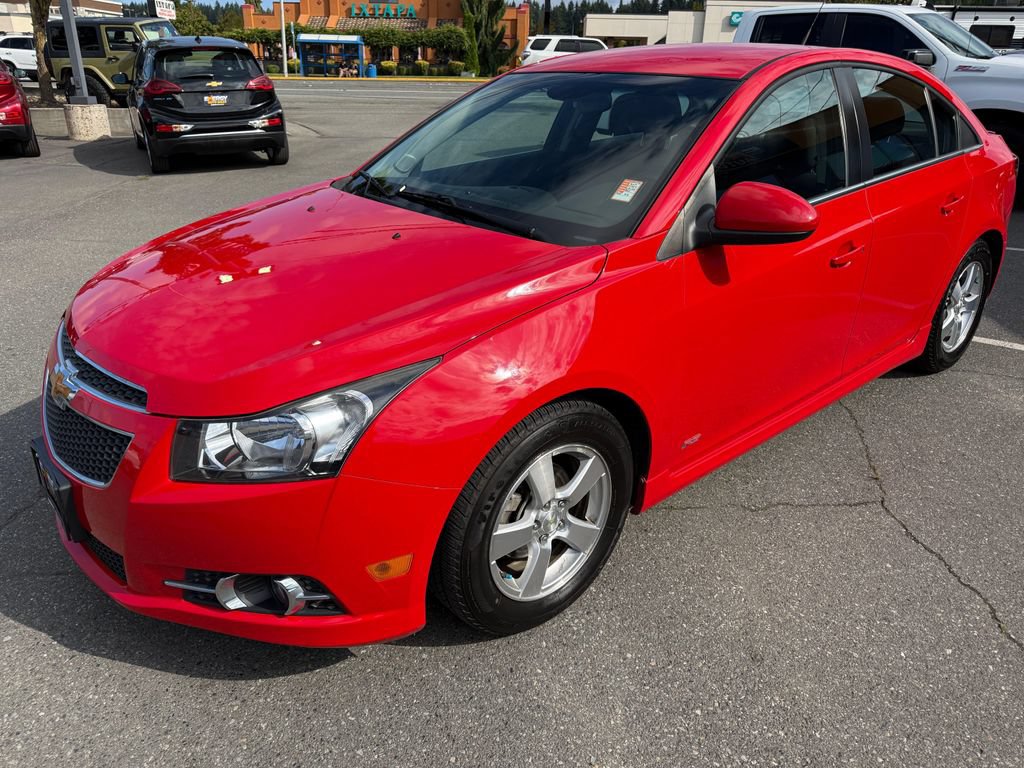 Used 2014 Chevrolet Cruze LT w/ RS Package FWD image 3