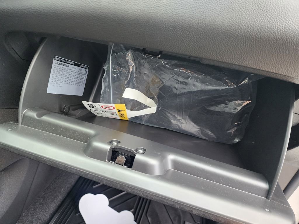 Certified 2022 Buick Encore Preferred image 22