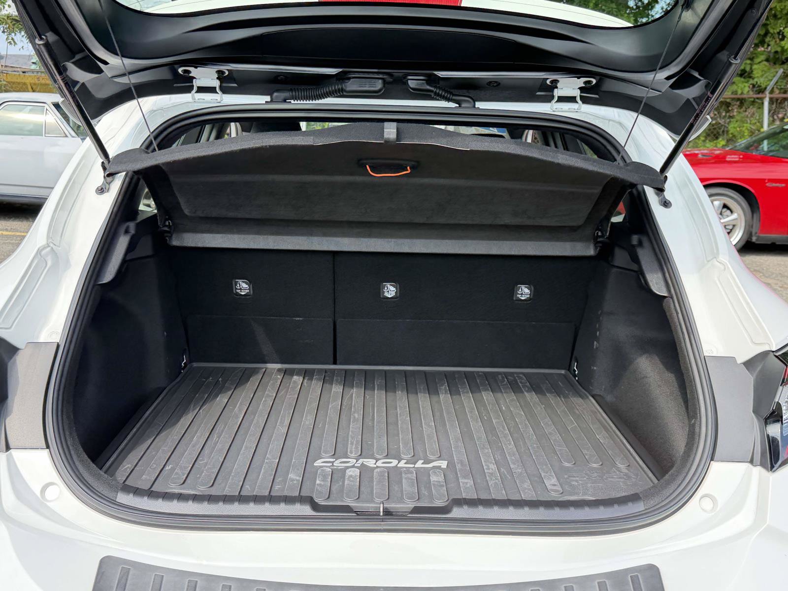 Used 2023 Toyota Corolla SE FWD image 7