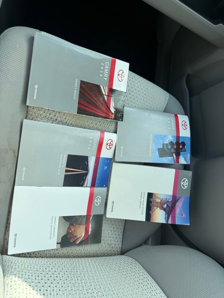 Used 2012 Toyota Camry LE image 49