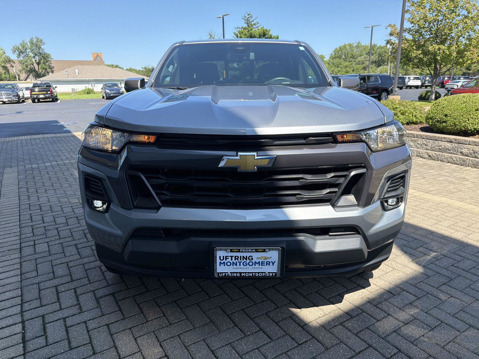 Used 2023 Chevrolet Colorado LT w/ LT Convenience Package II AWD/4WD image 8