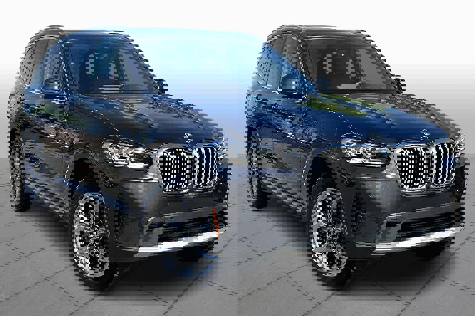 Certified 2024 BMW X3 sDrive30i w/ Premium Package image 2