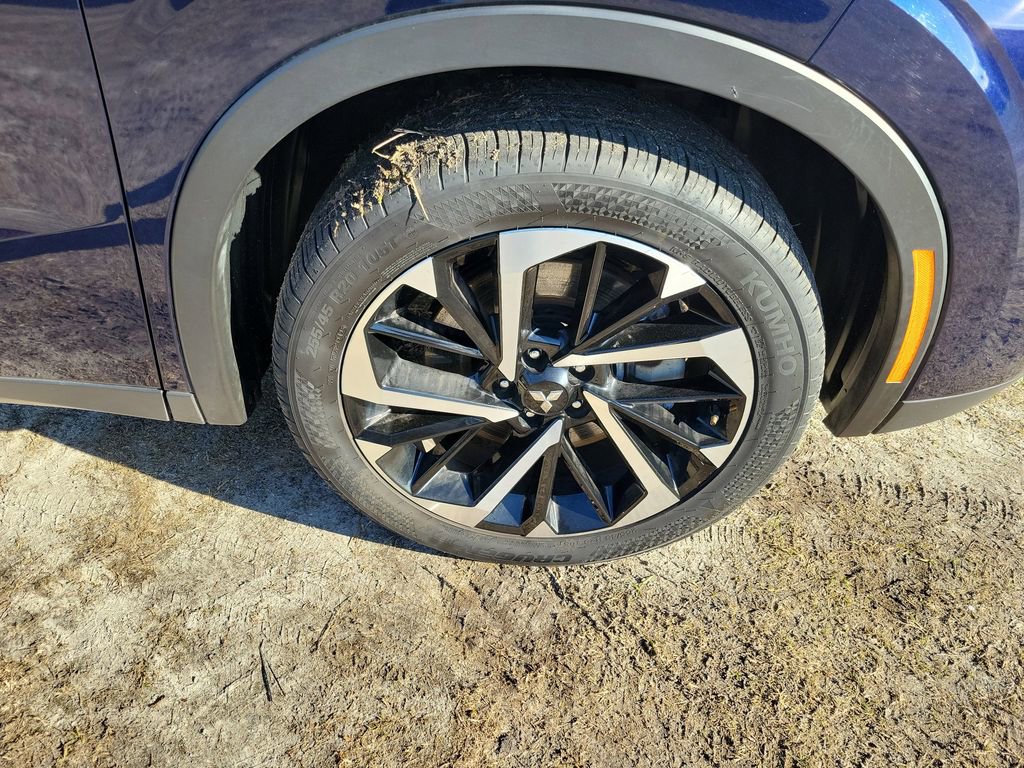 Used 2024 Mitsubishi Outlander SE image 6