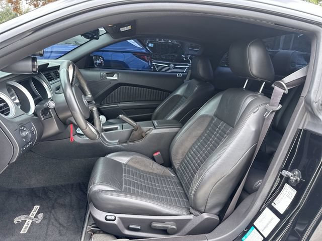 Used 2012 Ford Mustang Shelby GT500 w/ SVT Performance Pkg RWD image 28