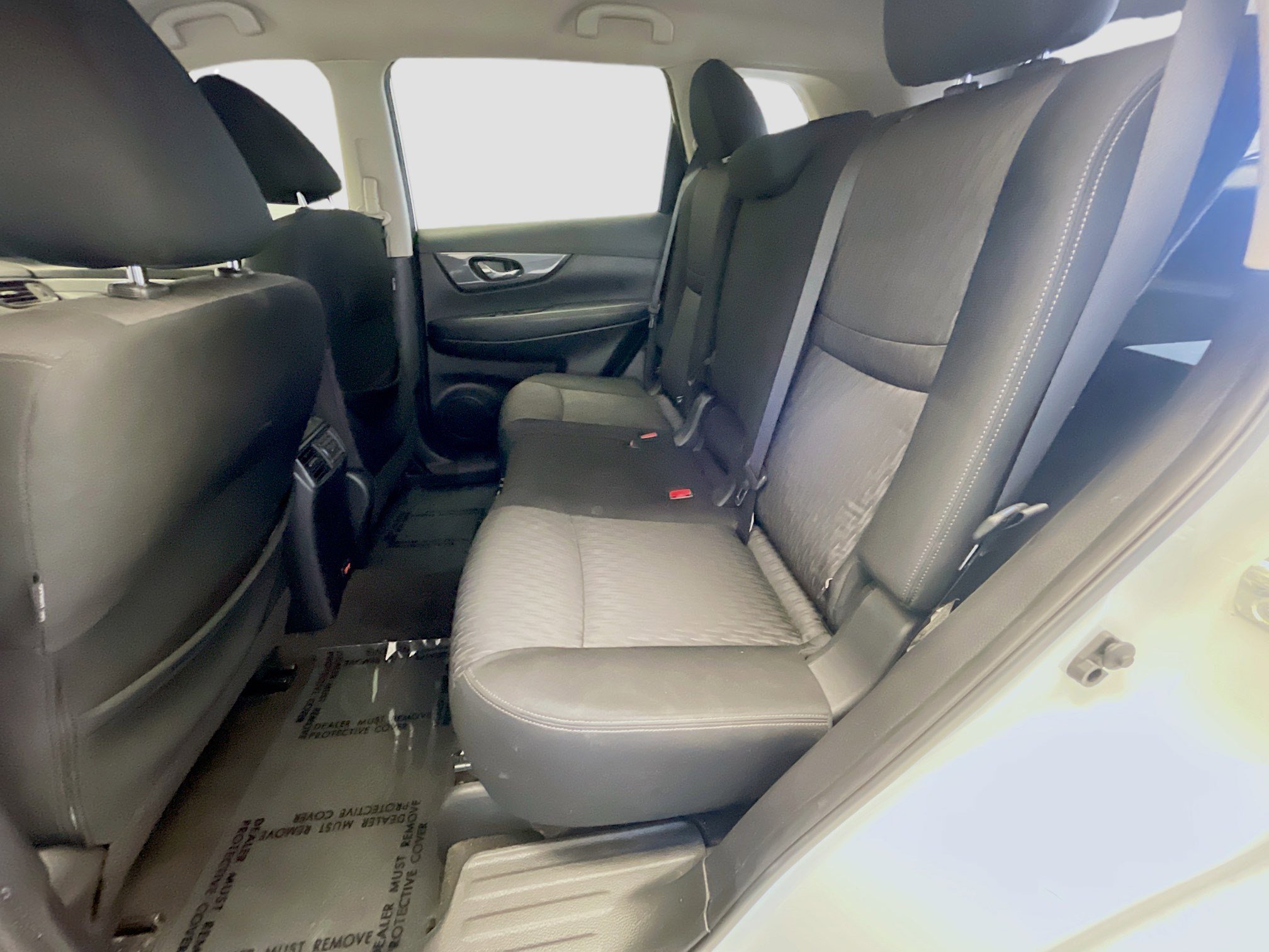 Used 2020 Nissan Rogue SV image 14