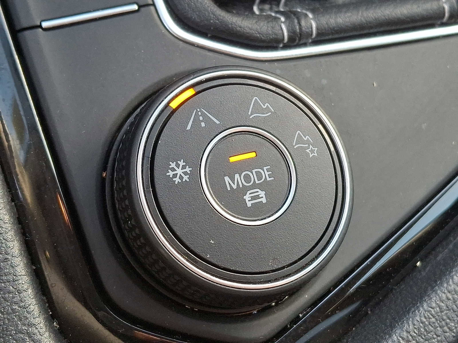 Certified 2023 Volkswagen Taos S image 21