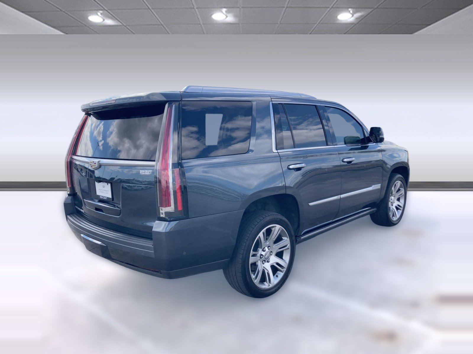 Used 2019 Cadillac Escalade Premium Luxury image 8