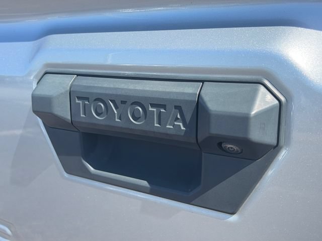 Used 2024 Toyota Tacoma SR5 AWD/4WD image 30