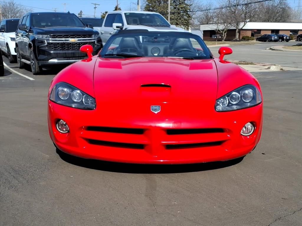 Used 2005 Dodge Viper SRT-10 image 2