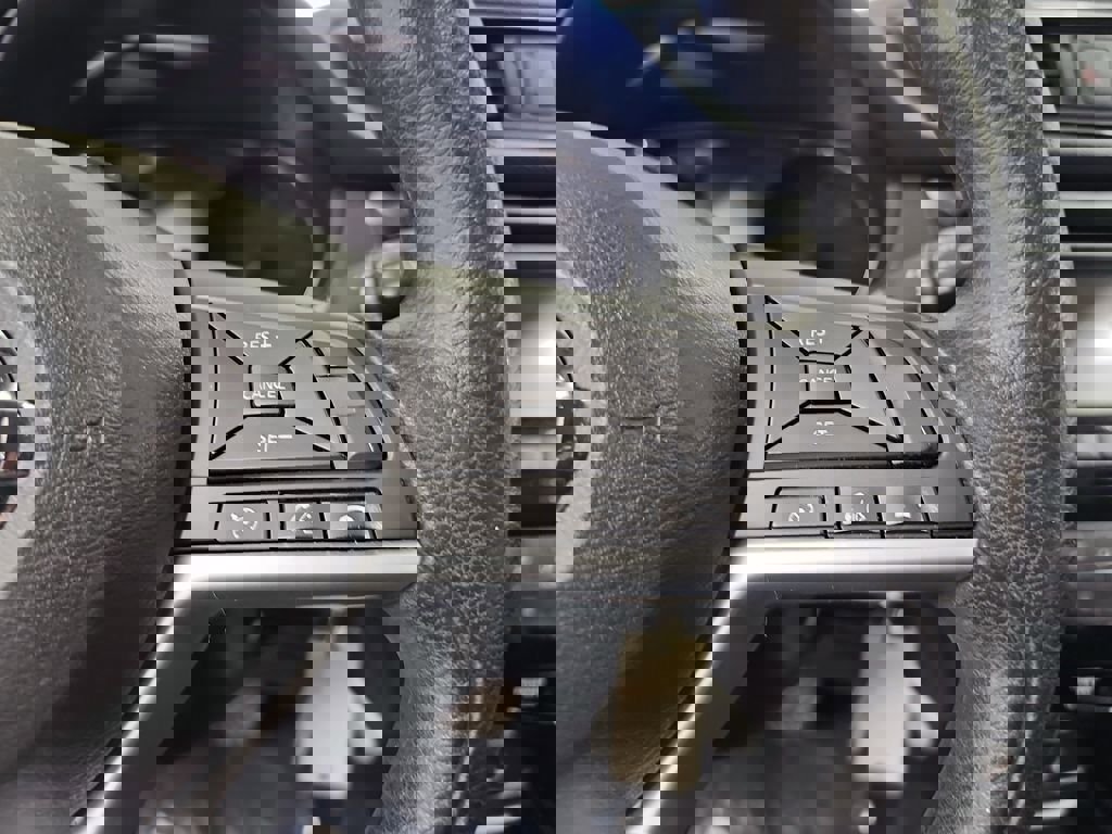 Used 2017 Nissan Rogue S image 20