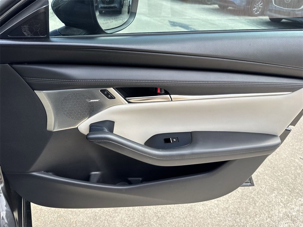 Used 2019 MAZDA MAZDA3 Sedan w/ Preferred Package image 43