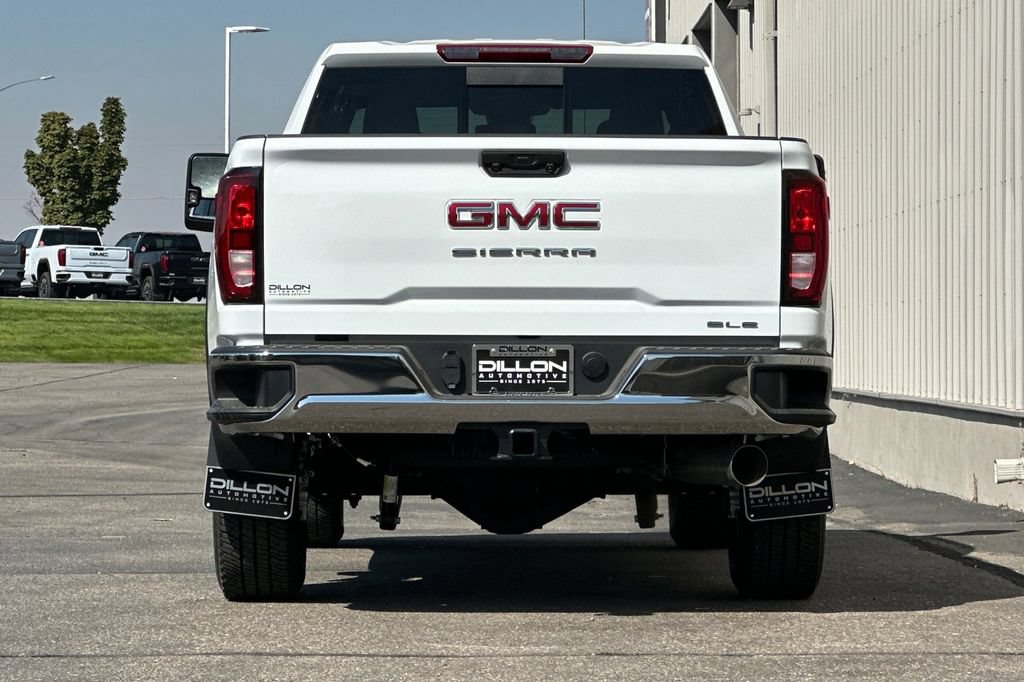 New 2026 GMC Sierra 2500 SLE w/ Preferred Package AWD/4WD image 8