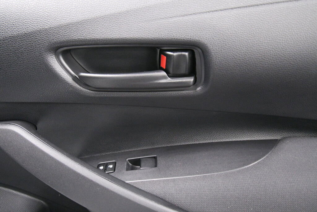 Certified 2025 Toyota Corolla LE image 26