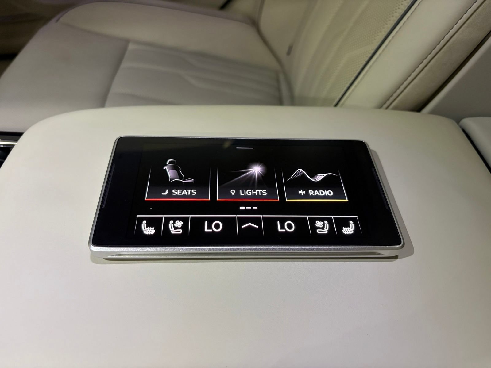 Used 2021 Audi A8 L 4.0T w/ Luxury Package AWD/4WD image 26
