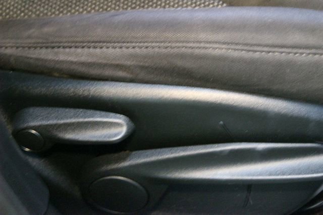 Used 2019 Jeep Cherokee Sport w/ Cold Weather Group AWD/4WD image 12