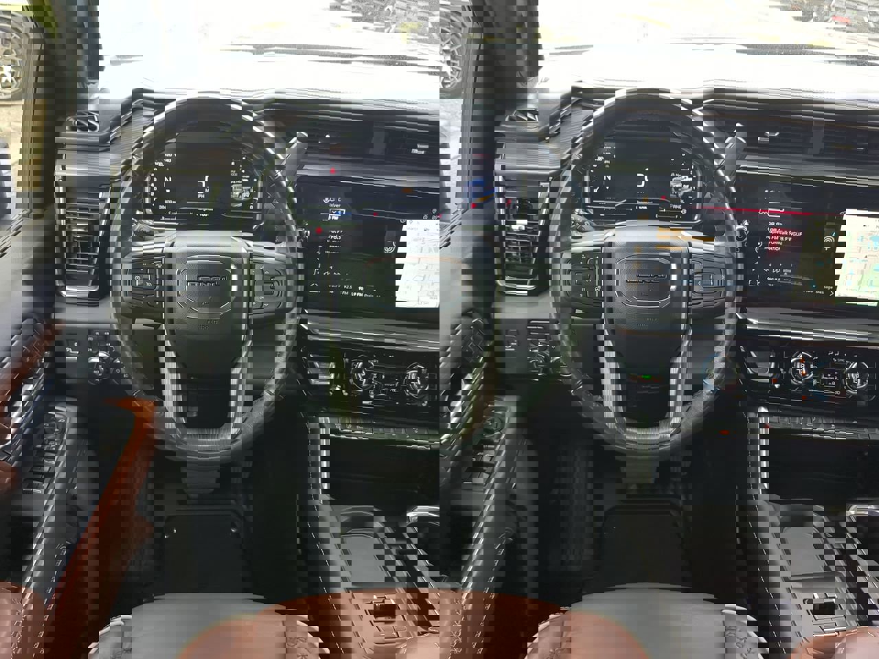 Used 2024 GMC Sierra 2500 Denali Ultimate image 16