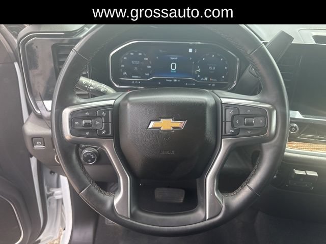 Used 2023 Chevrolet Silverado 1500 LT AWD/4WD image 19
