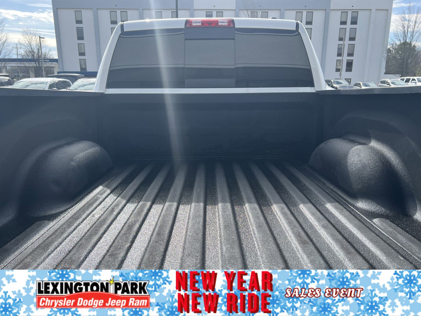 Used 2012 RAM 1500 Big Horn w/ Luxury Group image 9