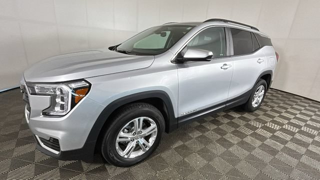 Used 2022 GMC Terrain SLE w/ Driver Convenience Package AWD/4WD image 6