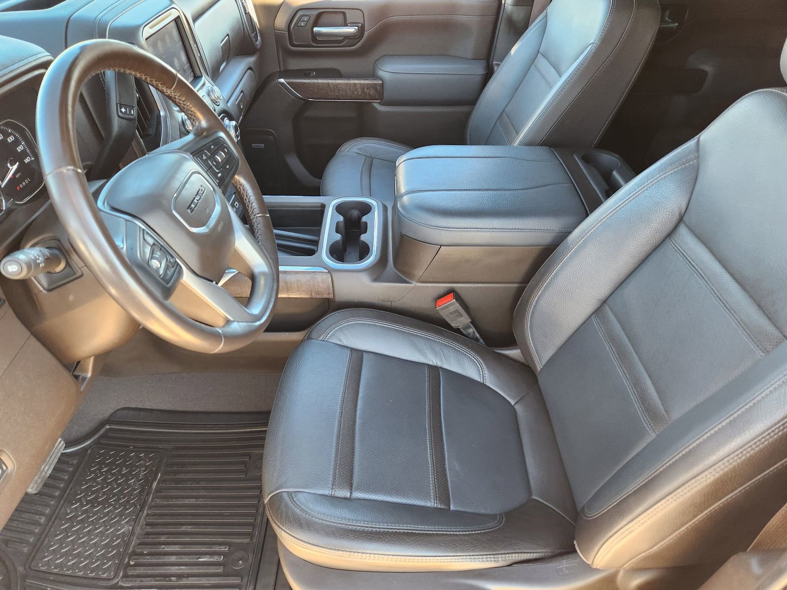 Used 2023 GMC Sierra 2500 Denali w/ Denali Ultimate Package image 17