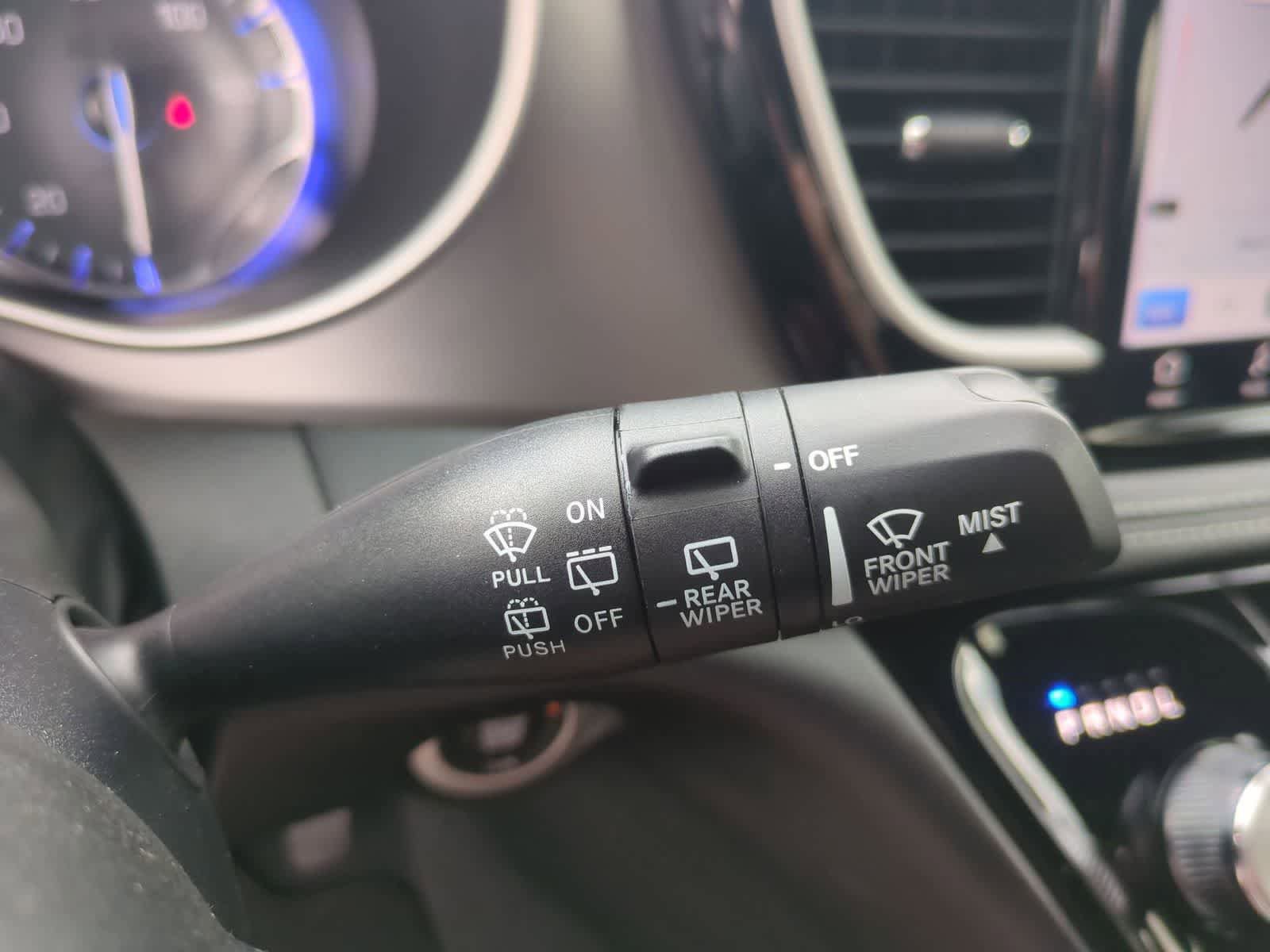 New 2027 Chrysler Pacifica Select FWD image 25