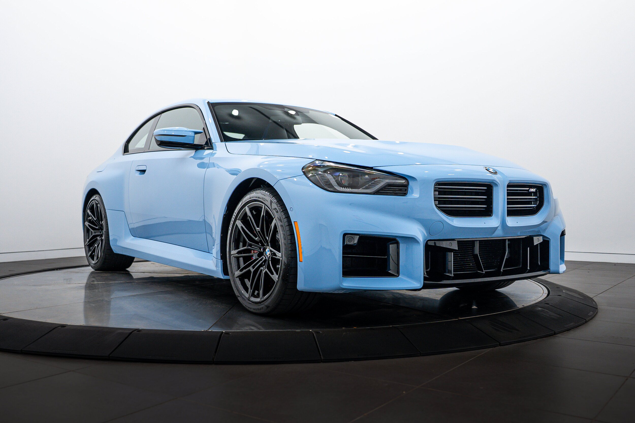 Used 2023 BMW M2 RWD image 1