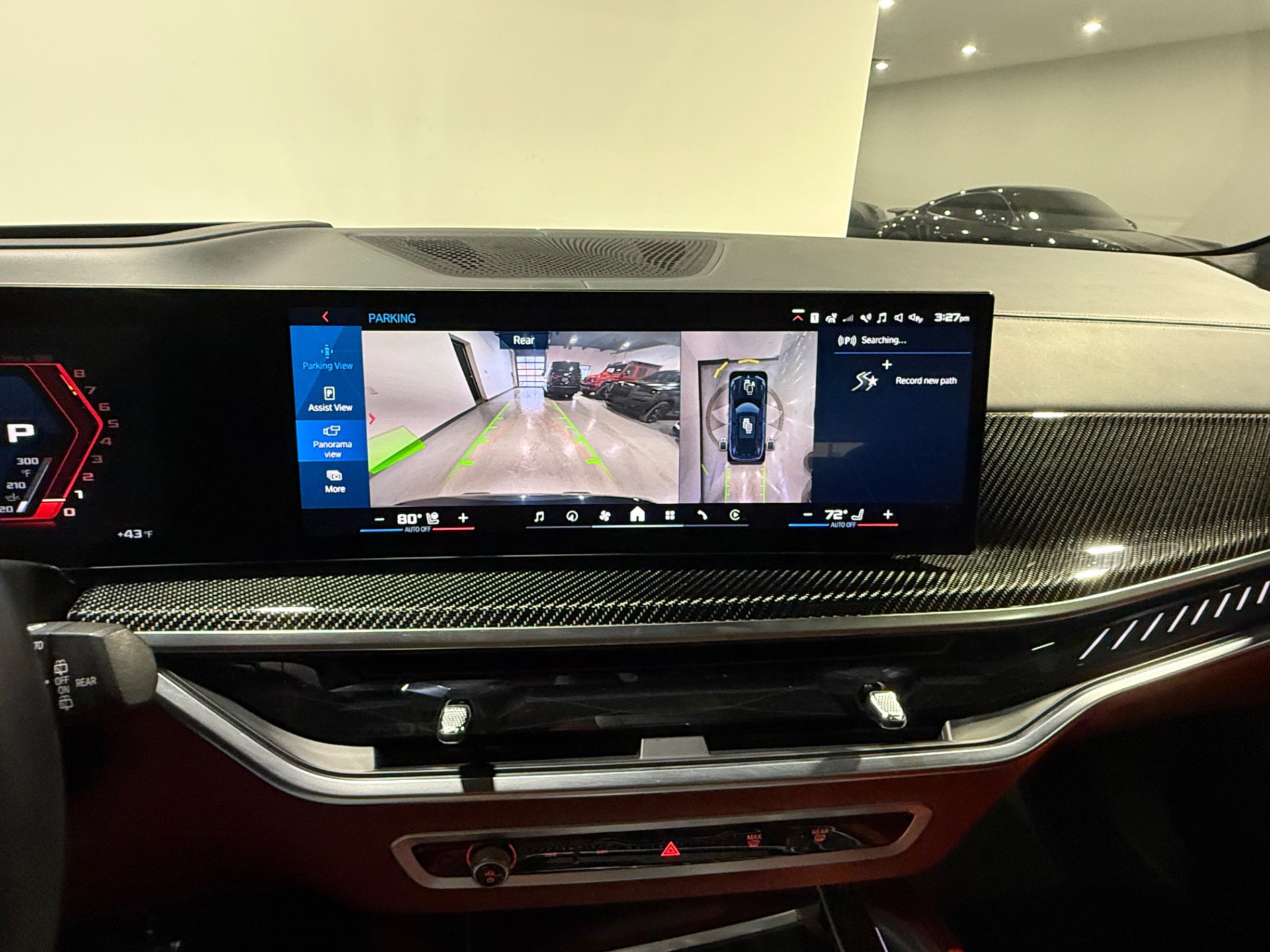 Used 2025 BMW X5 M Competition w/ Executive Package image 40