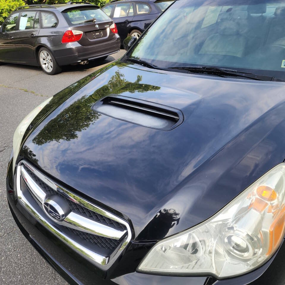 Used 2010 Subaru Legacy 2.5GT Limited AWD/4WD image 10