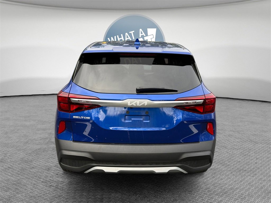 Certified 2023 Kia Seltos LX image 4