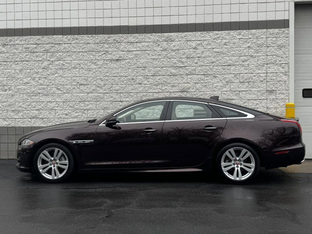 Used 2016 Jaguar XJ R-Sport RWD image 12