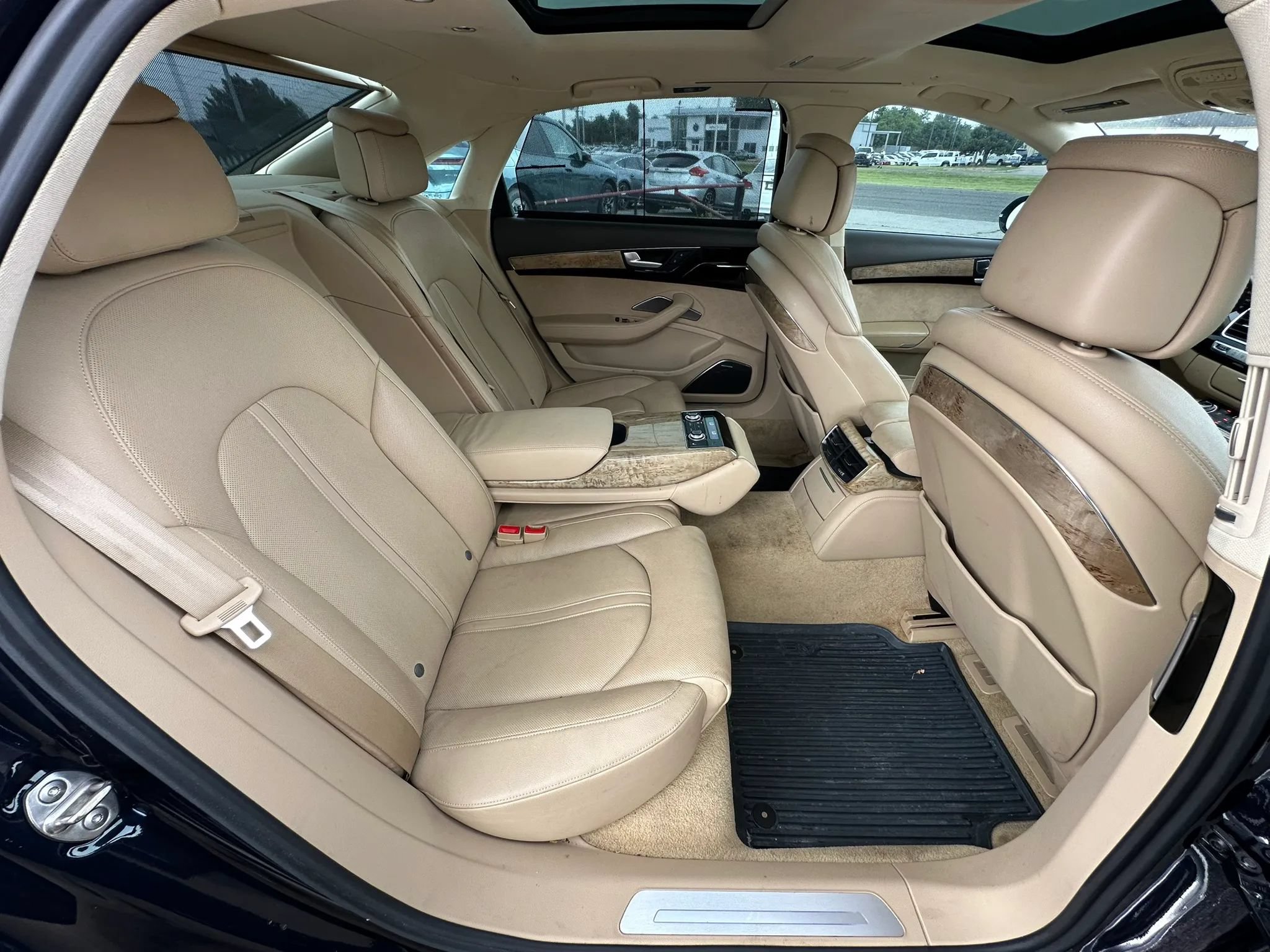 Used 2013 Audi A8 L 4.0T AWD/4WD image 14