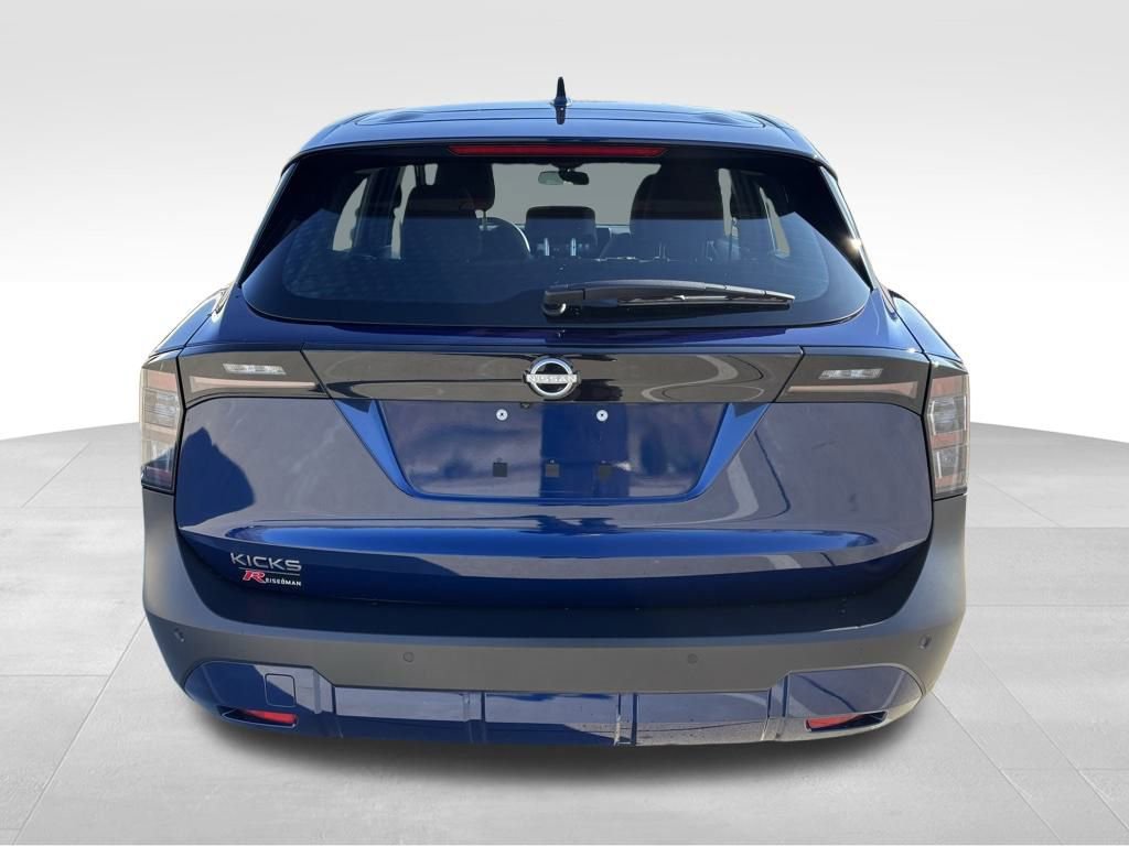 Used 2025 Nissan Kicks S image 7
