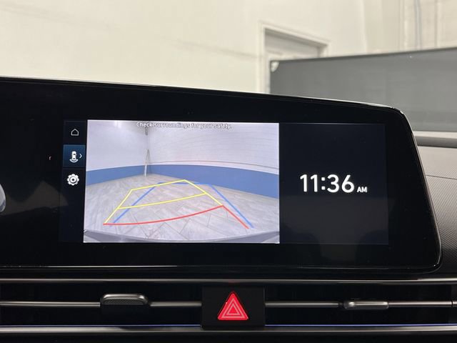 Used 2024 Hyundai Elantra SEL w/ Convenience Package image 11