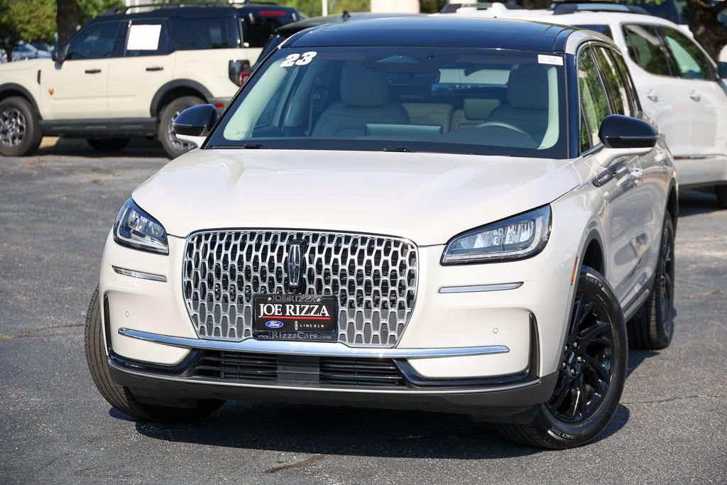 Used 2023 Lincoln Corsair AWD w/ Equipment Group 101A image 18