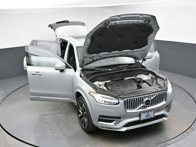 Used 2024 Volvo XC90 B5 Plus w/ Protection Package Premier image 42