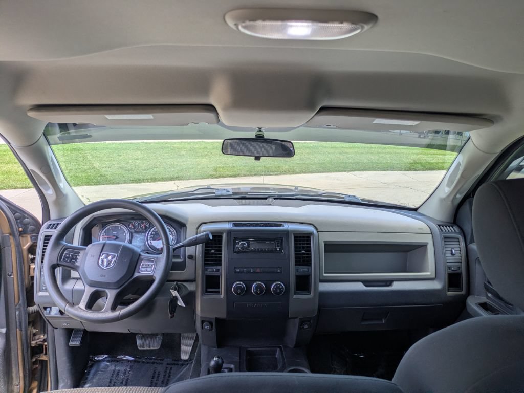 Used 2012 RAM 2500 ST w/ Chrome Appearance Group AWD/4WD image 10