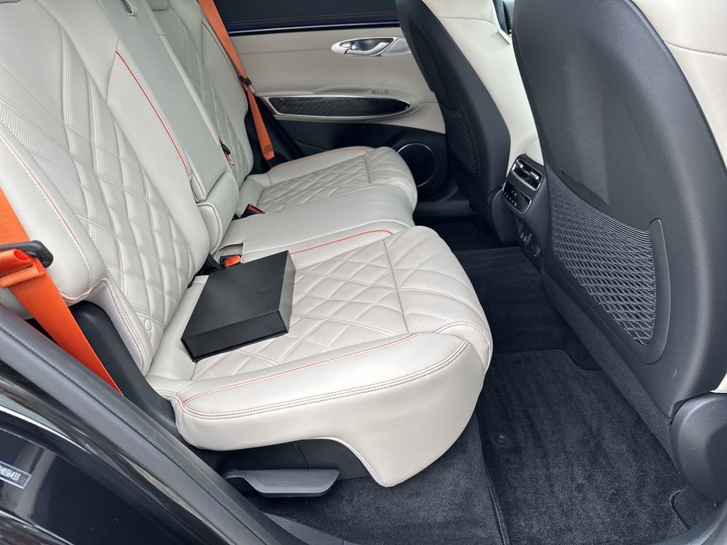 Used 2026 Genesis GV70 3.5T Sport Prestige image 37