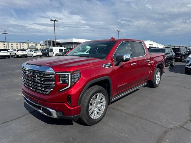 Used 2023 GMC Sierra 1500 Denali w/ Technology Package AWD/4WD image 7