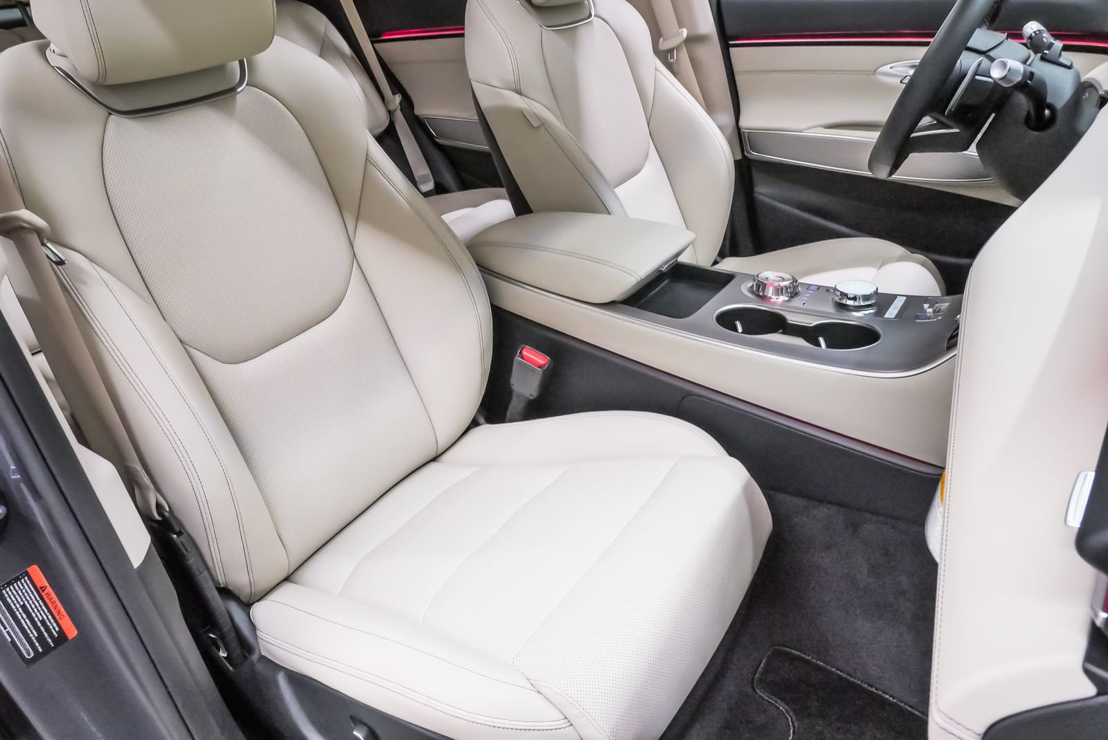 Certified 2026 Genesis GV70 2.5T Select AWD/4WD image 15