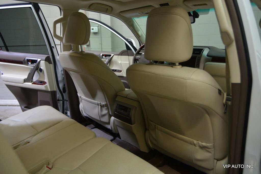 Used 2011 Lexus GX 460 Premium image 19